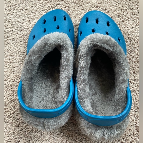 2 pairs of shoes - Picture 5 of 11